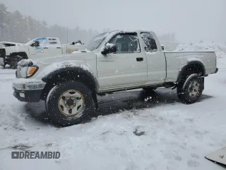 2001 Toyota Tacoma with VIN 5TEWM72NX1Z724652, listed as a Copart auction lot 46414805 with 315,328 mi miles and Salvage title. Bid and sale history available at DreamBid. Image 1.