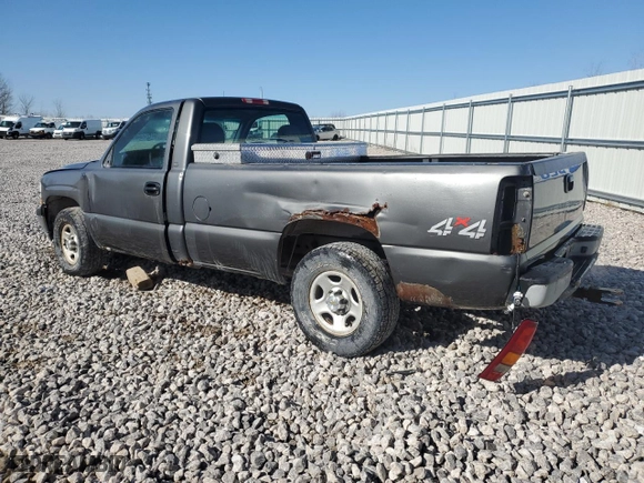 2001 Chevrolet Silverado 1500 with VIN 1GCEK14T31E122933, listed as a Copart auction lot 51150165 with 0 mi miles and Clean Title. Bid and sale history available at carsss.com. Image 2.