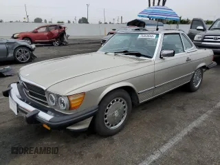 1987 Mercedes-Benz 560 with VIN WDBBA48D6HA070949, listed as a Copart auction lot 75353644 with 114,792 mi miles and Clean Title. Bid and sale history available at carsss.com. Image 1.