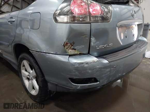 2004 Lexus RX 330 with VIN JTJHA31UX40016227, listed as a IAAI auction lot 42024516 with 224,171 mi miles. Bid and sale history available at carsss.com. Image 6.