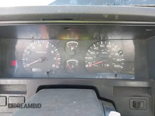 1993 Nissan Frontier z VIN 1N6SD16S9PC432779, wystawiony jako IAAI lot #41384962 z przebiegiem 189 422 mil mil oraz . Historia ofert i sprzedaży dostępna na DreamBid. Obrazek 7.