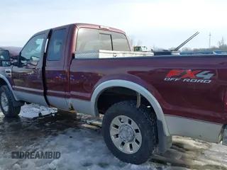 2010 Ford F-250 XL z VIN 1FTSX2BR8AEA31304, wystawiony jako IAAI lot #41623046 z przebiegiem 221 379 mil mil oraz . Historia ofert i sprzedaży dostępna na DreamBid. Obrazek 14.