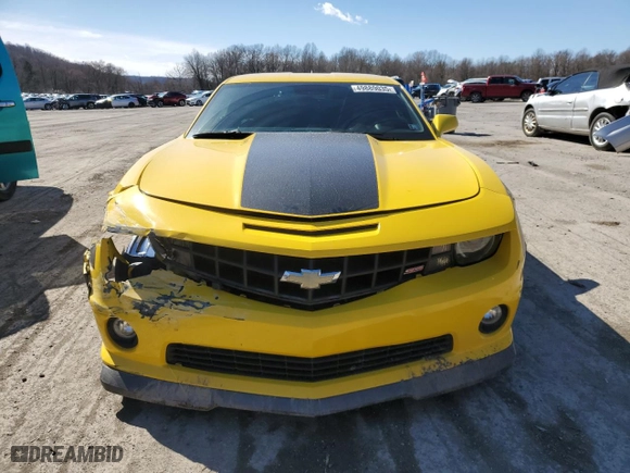 2010 Chevrolet Camaro 2SS with VIN 2G1FT1EW1A9121981, listed as a Copart auction lot 49889035 with 26,577 mi miles and Salvage Title. Bid and sale history available at carsss.com. Image 5.