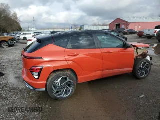 2025 Hyundai Kona Limited with VIN KM8HECA39SU193304, listed as a Copart auction lot 81146144 with 4,411 mi miles and Salvage Title. Bid and sale history available at DreamBid. Image 3.