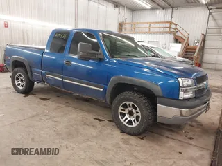 2003 Chevrolet Silverado 1500 with VIN 2GCEK19T931236982, listed as a IAAI auction lot 41178535 with 144,996 mi miles. Bid and sale history available at carsss.com. Image 1.