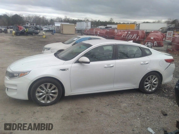 2018 Kia Optima LX with VIN 5XXGT4L38JG272718, listed as a IAAI auction lot 41716428 with 62,000 mi miles. Bid and sale history available at carsss.com. Image 15.