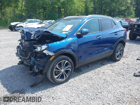 2021 Buick Encore GX Select z VIN KL4MMESL8MB090268, wystawiony jako IAAI lot #42729801 z przebiegiem 27 516 mil mil oraz . Historia ofert i sprzedaży dostępna na DreamBid. Obrazek 17.