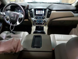 2020 GMC Yukon SLT with VIN 1GKS2BKC0LR106944, listed as a Copart auction lot 46038065 with 98,085 mi miles and Clean Title. Bid and sale history available at carsss.com. Image 8.