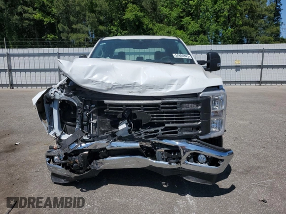 2023 Ford F-350 с VIN 1FT8W3AT7PEC84297, выставлен на аукционе Copart как лот 54800845 с пробегом 16 969 миль миль и Списание • Salvage title. История ставок и продаж доступна на DreamBid. Изображение 5.