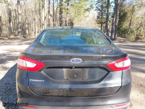 2015 Ford Fusion SE with VIN 3FA6P0H72FR299870, listed as a IAAI auction lot 41835666 with 84,450 mi miles. Bid and sale history available at carsss.com. Image 16.