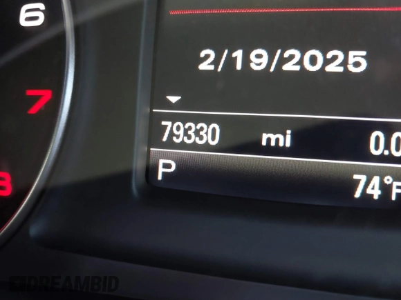 2017 Audi Q3 Premium Plus z VIN WA1HCCFS7HR001054, wystawiony jako IAAI lot #41583344 z przebiegiem 79 330 mil mil oraz . Historia ofert i sprzedaży dostępna na DreamBid. Obrazek 15.