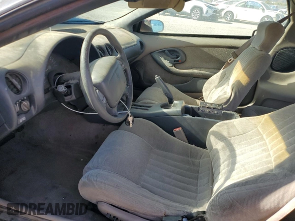 1998 Pontiac Firebird Firebird z VIN 2G2FS22K6W2202173, wystawiony jako Copart lot #77708594 z przebiegiem Nie podano mil oraz Czysty tytuł • Clean title. Historia ofert i sprzedaży dostępna na DreamBid. Obrazek 7.