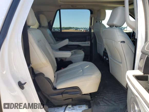2019 Ford Expedition Max Platinum with VIN 1FMJK1LT9KEA60600, listed as a Copart auction lot 50423324 with 82,993 mi miles and Salvage title. Bid and sale history available at DreamBid. Image 10.