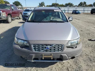 2004 Volvo V70 XC70 with VIN YV1SZ59H541154315, listed as a Copart auction lot 68516614 with 0 mi miles and Clean Title. Bid and sale history available at carsss.com. Image 5.