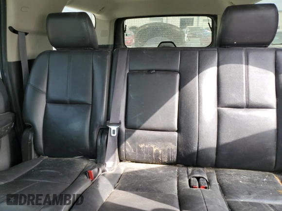 2014 Chevrolet Suburban LT with VIN 1GNSKJE7XER225339, listed as a Copart auction lot 53318195 with 207,134 mi miles and Salvage Title. Bid and sale history available at DreamBid. Image 10.