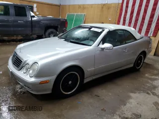 2000 Mercedes-Benz CLK with VIN WDBLK65G7YT034199, listed as a Copart auction lot 45511555 with 147,306 mi miles and Clean Title. Bid and sale history available at carsss.com. Image 1.