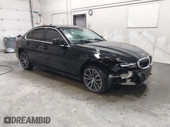 2021 BMW 3 Series 330i with VIN 3MW5R1J04M8B69186, listed as a IAAI auction lot 41576590 with 1 mi miles. Bid and sale history available at carsss.com. Image 1.