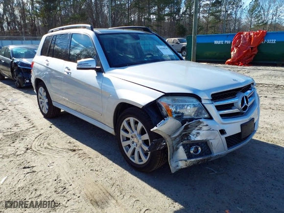 2012 Mercedes-Benz GLK-Class GLK 350 with VIN WDCGG8HB7CF740994, listed as a IAAI auction lot 41640548 with 97,332 mi miles. Bid and sale history available at carsss.com. Image 1.