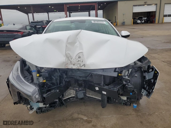 2025 Kia K4 LXS with VIN 3KPFT4DE5SE034055, listed as a Copart auction lot 51074335 with 12,620 mi miles and Non Repairable. Bid and sale history available at carsss.com. Image 5.