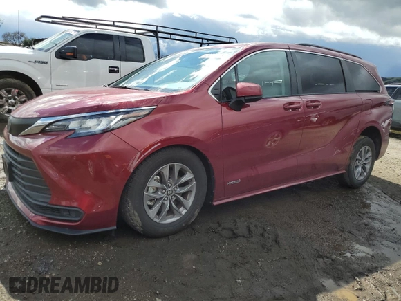 2021 Toyota Sienna LE with VIN 5TDBRKEC7MS066674, listed as a Copart auction lot 48255035 with 45,679 mi miles and Salvage Title. Bid and sale history available at carsss.com. Image 1.