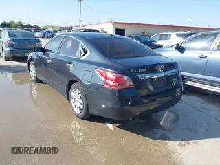 2015 Nissan Altima 2.5 S with VIN 1N4AL3AP4FN903293, listed as a IAAI auction lot 41960769 with 213,672 mi miles. Bid and sale history available at carsss.com. Image 3.