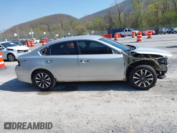2017 Nissan Altima SV with VIN 1N4AL3AP7HC155010, listed as a IAAI auction lot 42065026 with 241,023 mi miles and . Bid and sale history available at DreamBid. Image 13.