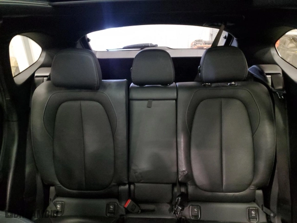 2017 BMW X1 xDrive28i with VIN WBXHT3C39H5F73260, listed as a Copart auction lot 51144415 with 93,737 mi miles and Clean Title. Bid and sale history available at carsss.com. Image 10.