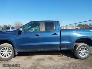2019 Chevrolet Silverado 1500 LT with VIN 1GCRYDED2KZ262281, listed as a IAAI auction lot 41821511 with 107,341 mi miles. Bid and sale history available at carsss.com. Image 14.