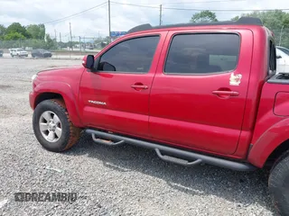 2015 Toyota Tacoma с VIN 3TMLU4EN5FM188212, выставлен на аукционе IAAI как лот 42319990 с пробегом 105 691 миль миль и . История ставок и продаж доступна на DreamBid. Изображение 14.