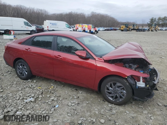 2024 Hyundai Elantra SEL with VIN KMHLM4DG5RU729855, listed as a Copart auction lot 47969195 with 11,835 mi miles and Salvage Title. Bid and sale history available at carsss.com. Image 4.