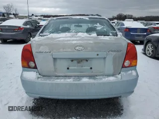 2005 Hyundai Accent GLS with VIN KMHCG45C05U605523, listed as a Copart auction lot 43811815 with 190,638 mi miles and Salvage Title. Bid and sale history available at carsss.com. Image 6.