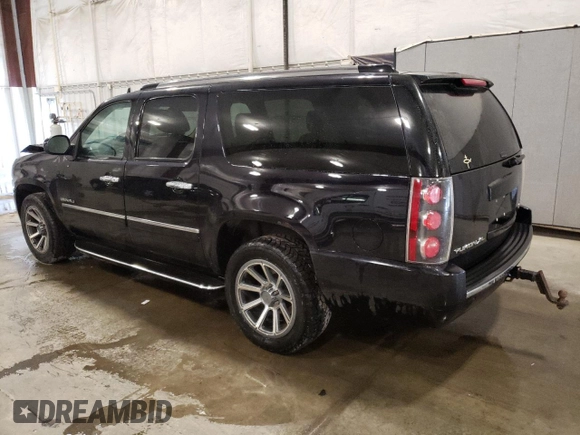 2014 GMC Yukon XL Denali with VIN 1GKS2MEF2ER171962, listed as a Copart auction lot 46996965 with 251,939 mi miles and Salvage Title. Bid and sale history available at carsss.com. Image 2.