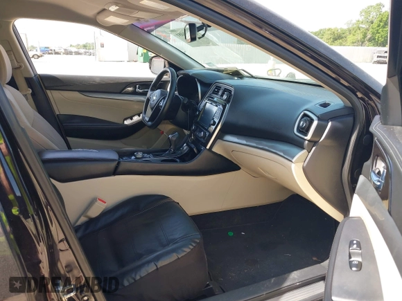 2016 Nissan Maxima Platinum with VIN 1N4AA6AP7GC375057, listed as a IAAI auction lot 42243081 with 175,379 mi miles and . Bid and sale history available at DreamBid. Image 5.