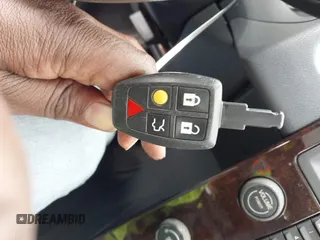 2007 Volvo S40 2.4L с VIN YV1MS382772276039, выставлен на аукционе IAAI как лот 42392726 с пробегом 65 705 миль миль и . История ставок и продаж доступна на DreamBid. Изображение 11.