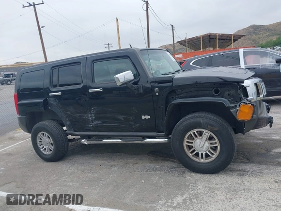 2007 Hummer H3 SUV z VIN 5GTDN13EX78255548, wystawiony jako IAAI lot #42205768 z przebiegiem 150 530 mil mil oraz . Historia ofert i sprzedaży dostępna na DreamBid. Obrazek 13.