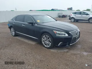2015 Lexus LS 460 L z VIN JTHGL5EF6F5054364, wystawiony jako IAAI lot #42465692 z przebiegiem 139 431 mil mil oraz . Historia ofert i sprzedaży dostępna na DreamBid. Obrazek 1.