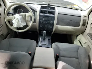 2008 Ford Escape XLS z VIN 1FMCU02Z58KB05139, wystawiony jako Copart lot #89308165 z przebiegiem Nie podano mil oraz Nie do naprawy • Non repairable. Historia ofert i sprzedaży dostępna na DreamBid. Obrazek 8.