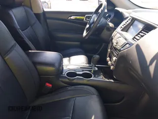 2017 Nissan Pathfinder Platinum with VIN 5N1DR2MN1HC608477, listed as a IAAI auction lot 41744400 with 137,974 mi miles. Bid and sale history available at carsss.com. Image 5.