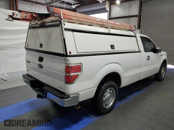 2014 Ford F-150 XL with VIN 1FTNF1CF9EKD84575, listed as a Copart auction lot 52136825 with 211,014 mi miles and Clean title. Bid and sale history available at DreamBid. Image 3.
