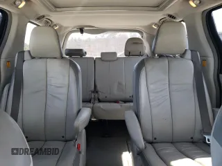 2013 Toyota Sienna XLE with VIN 5TDDK3DC0DS053561, listed as a Copart auction lot 53786685 with 332,714 mi miles and Clean Title. Bid and sale history available at DreamBid. Image 10.