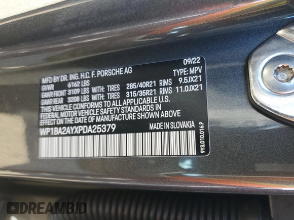 2023 Porsche Cayenne z VIN WP1BA2AYXPDA25379, wystawiony jako Copart lot #38891303 z przebiegiem Nie podano mil oraz . Historia ofert i sprzedaży dostępna na DreamBid. Obrazek 13.