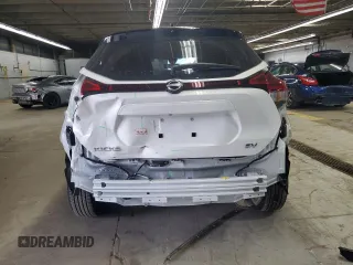 2024 Nissan Kicks SV z VIN 3N1CP5CV2RL480221, wystawiony jako Copart lot #54887565 z przebiegiem 3 503 mil mil oraz Szkoda całkowita • Salvage title. Historia ofert i sprzedaży dostępna na DreamBid. Obrazek 6.
