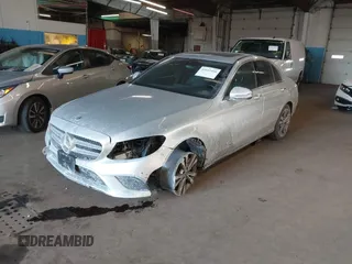 2021 Mercedes-Benz C 300 z VIN W1KWF8EB6MR646927, wystawiony jako IAAI lot #41645450 z przebiegiem 53 464 mil mil oraz . Historia ofert i sprzedaży dostępna na DreamBid. Obrazek 17.