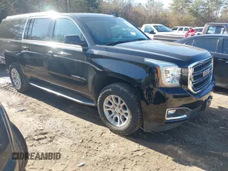 2019 GMC Yukon XL SLT with VIN 1GKS1GKC7KR366062, listed as a IAAI auction lot 41485559 with 86,290 mi miles. Bid and sale history available at carsss.com. Image 1.