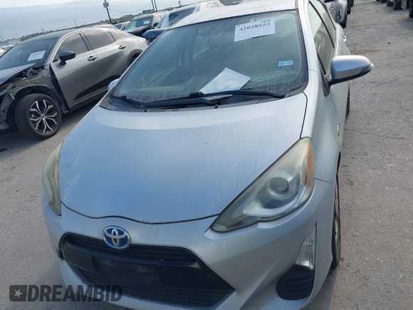 2016 Toyota Prius One z VIN JTDKDTB35G1118796, wystawiony jako IAAI lot #42028552 z przebiegiem 256 588 mil mil oraz . Historia ofert i sprzedaży dostępna na DreamBid. Obrazek 12.
