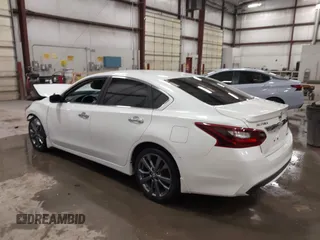 2018 Nissan Altima SV with VIN 1N4AL3AP9JC271718, listed as a IAAI auction lot 41787242 with 73,523 mi miles and . Bid and sale history available at carsss.com. Image 3.