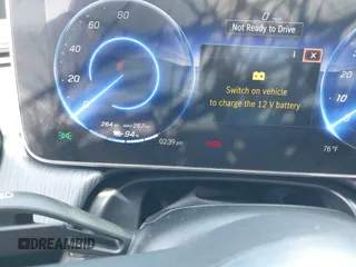 2024 Mercedes-Benz EQE 350 z VIN W1KEG1CB4RF053238, wystawiony jako IAAI lot #42164558 z przebiegiem 570 mil mil oraz . Historia ofert i sprzedaży dostępna na DreamBid. Obrazek 18.