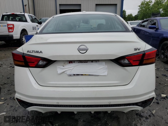 2024 Nissan Altima SV with VIN 1N4BL4DV8RN429650, listed as a Copart auction lot 55502375 with 18,009 mi miles and Salvage Title. Bid and sale history available at DreamBid. Image 6.