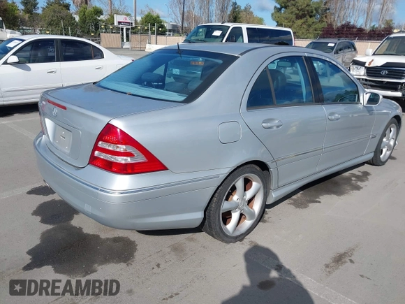 2006 Mercedes-Benz C 230 Sport with VIN WDBRF52H86F746397, listed as a IAAI auction lot 41976060 with 156,614 mi miles and . Bid and sale history available at carsss.com. Image 4.