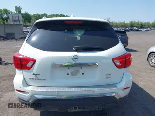 2019 Nissan Pathfinder S z VIN 5N1DR2MM7KC646276, wystawiony jako IAAI lot #42394605 z przebiegiem 75 708 mil mil oraz . Historia ofert i sprzedaży dostępna na DreamBid. Obrazek 16.